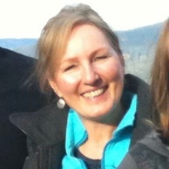 Meet your Posher, Julia - Picture 1 of 1